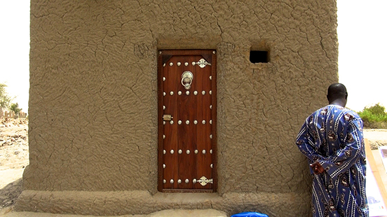 Reconstructed mausoleum, Timbuktu, Mali Image: Francois Rihouay. © 2016 Vast Productions USA