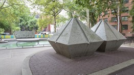 Current view, fountain at Stephen Wise Recreation Center. Lea Bertucci, photographer.