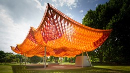 all(zone), Zilka Studio, AECOM, Tensys, Blue Bottle | MPavilion, Melbourne, Australia, 2022. Image courtesy Naomi Milgrom Foundation