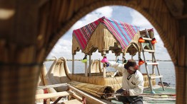 Las Islas Flotantes, Lake Titicaca, Peru. Image courtesy of Enrique Castro-Mendivil