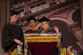 Luke Kreul AR'17, Calvin Liu ME'17, and Emily Adamo A' 17 presented the class gift.