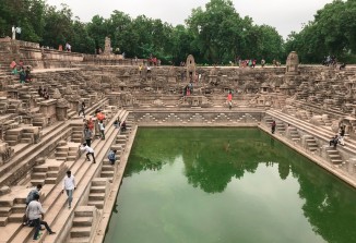 The steep sides of the Suryakund are buttressed by a large mass of steps in repetitive triangular arrangements, Mehsana.